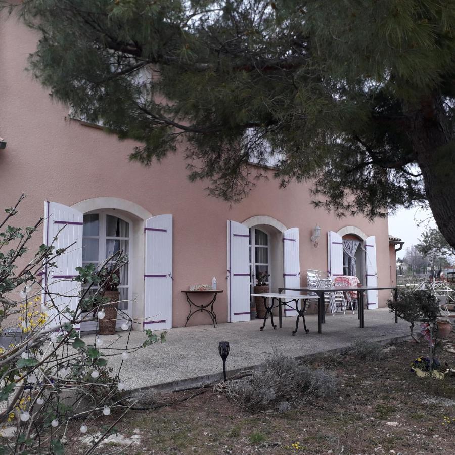 مبيت وإفطار Sainte-Cécile-les-Vignes Vents D'Anges المظهر الخارجي الصورة